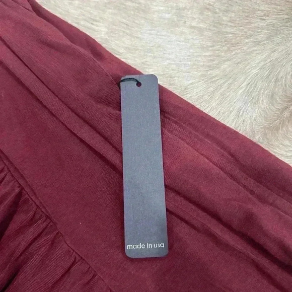 Revolve Krisa Wide Leg Flowy Stretch Pants Women Maroon/Burgundy Size Large NWT - Picture 4 of 7